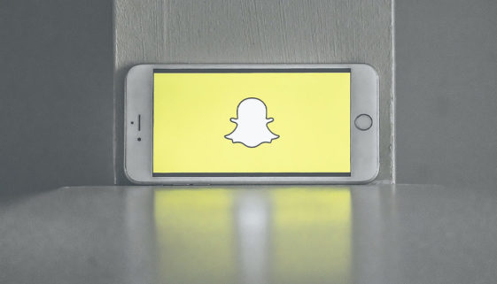 blu-snapchat-white-phone