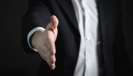 blu-hand-shake