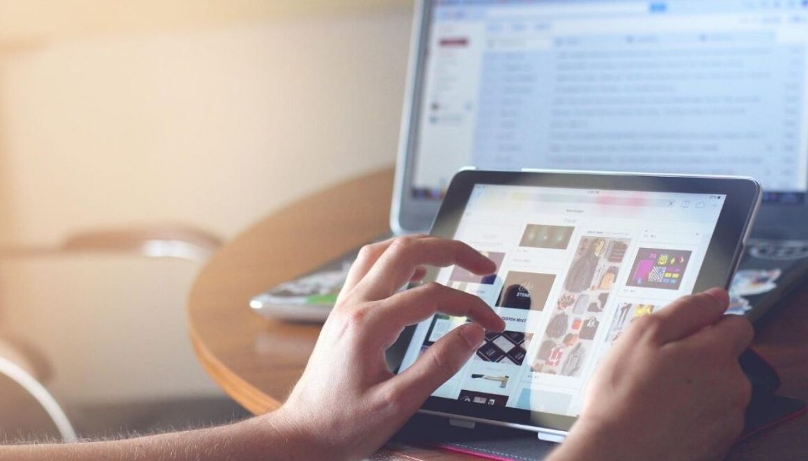 Small businesses need digital marketing for success on iPad.